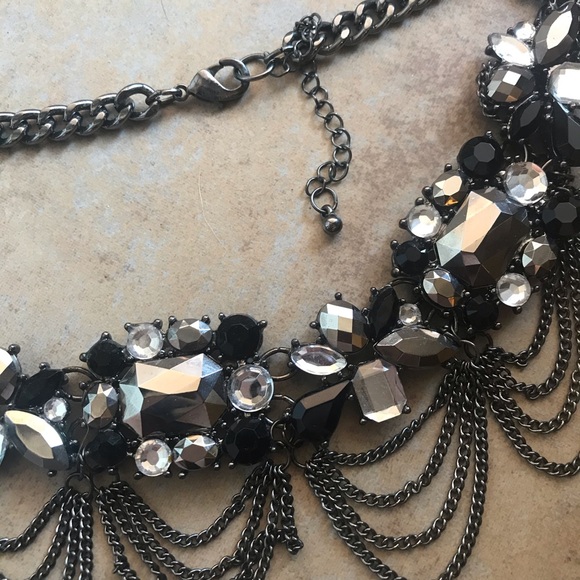 Chunky Statement Necklace - Picture 3 of 3